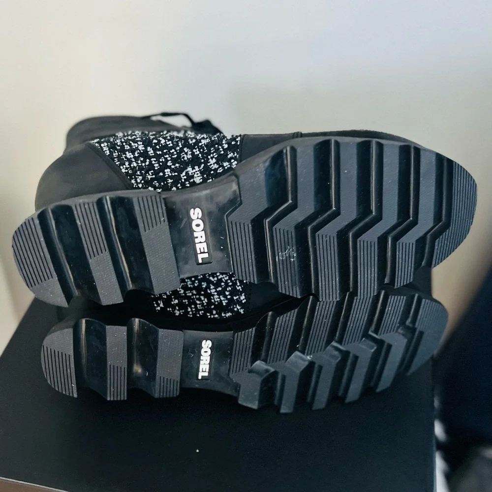 SOREL Joan of Arctic Waterproof Wedge III Lexie Lace-Up Bootie, Black,‎ 9.5, NWT